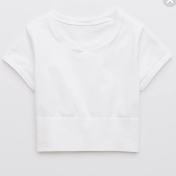 OFFLINE By Aerie Sidewalk Seamless Cropped T-Shirt White Size Medium - Picture 1 of 5